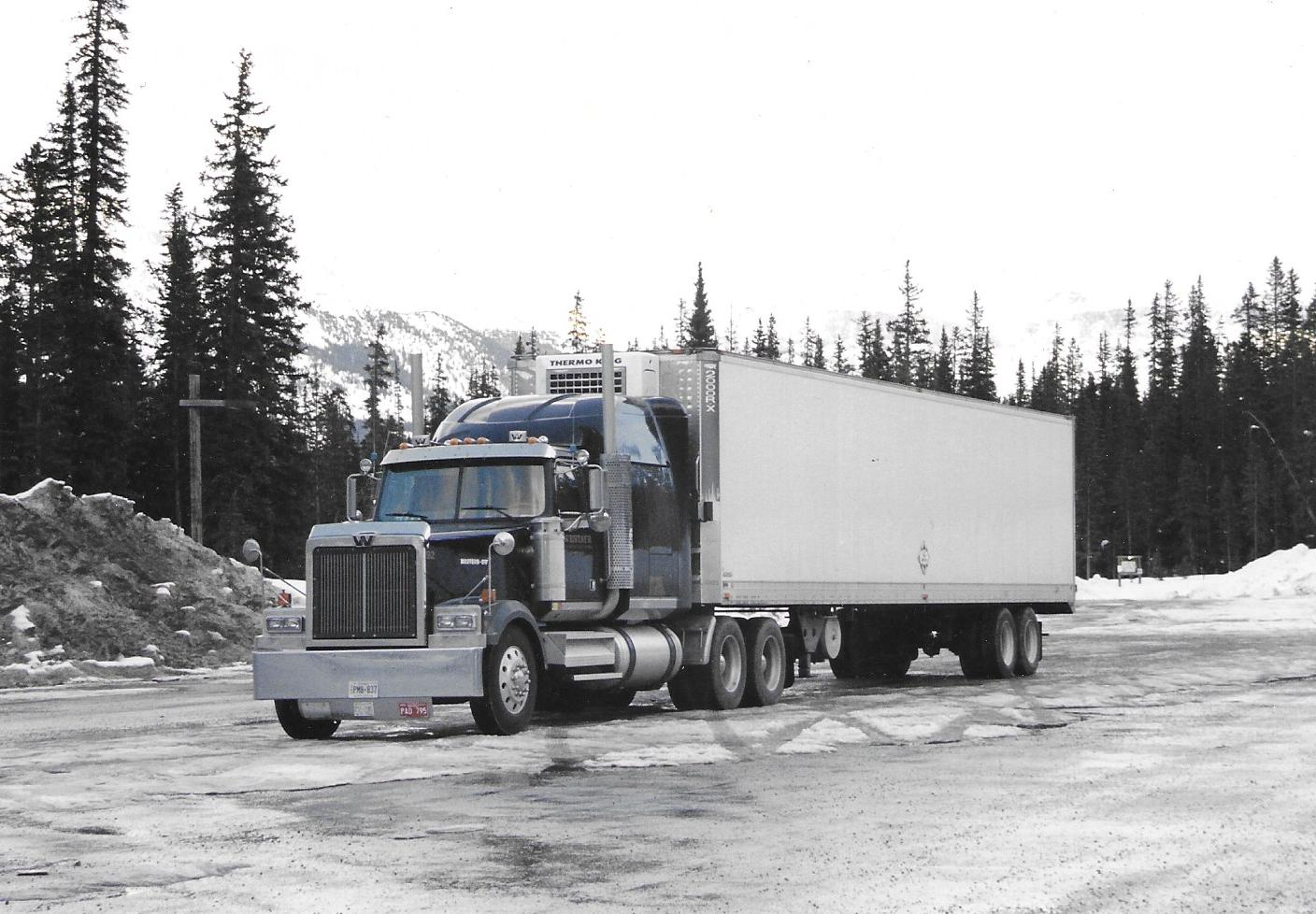 Northern Washington State — winter mountain pass running