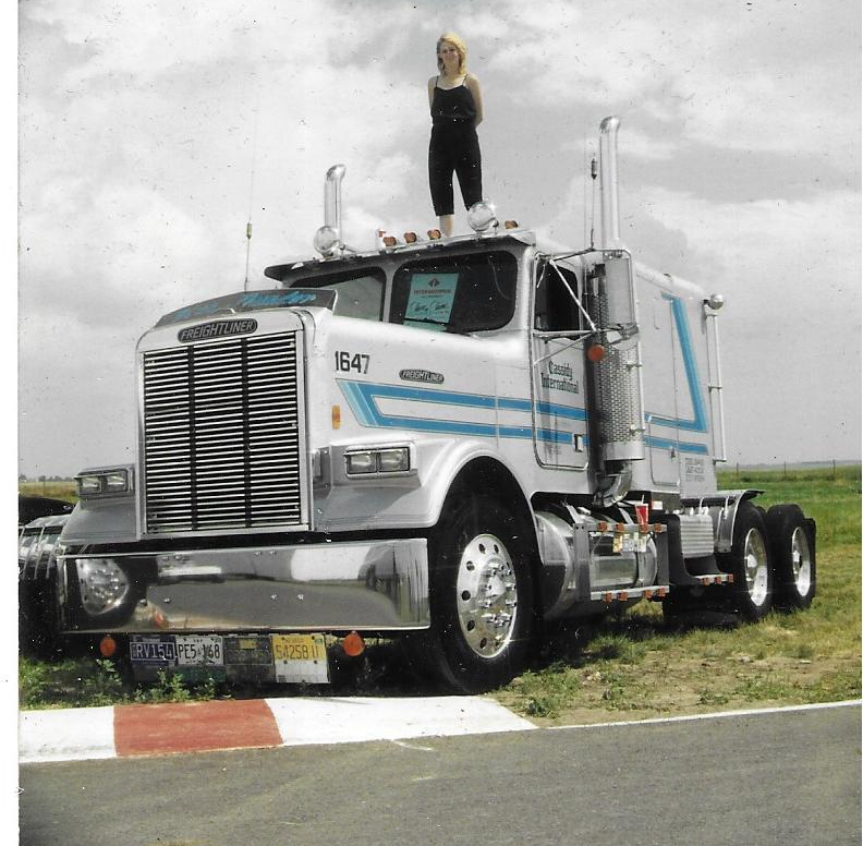 Calgary 1989 — 1st Place in Class, Cassidy International show truck